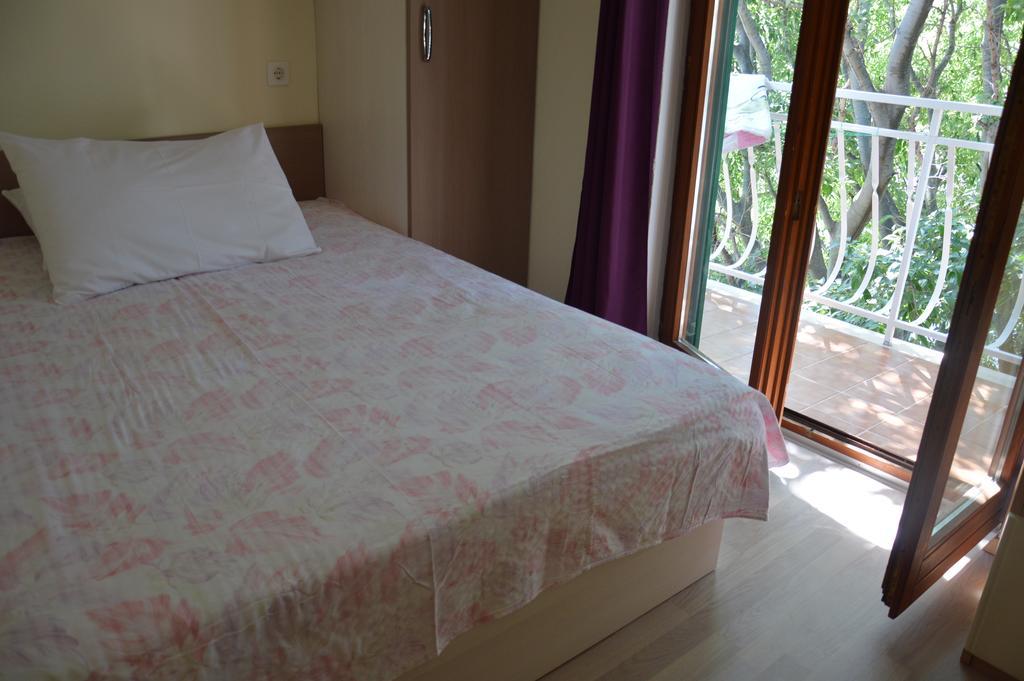 Apartmani Roko Drvenik  Extérieur photo