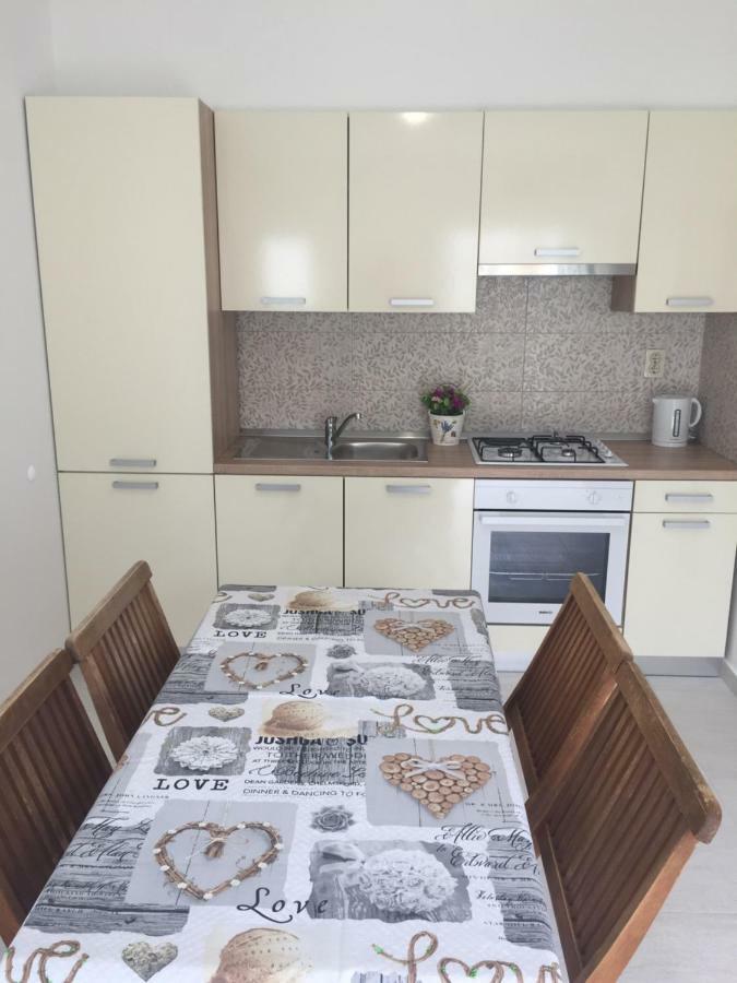 Apartmani Roko Drvenik  Extérieur photo